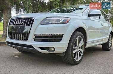 Внедорожник / Кроссовер Audi Q7 2015 в 