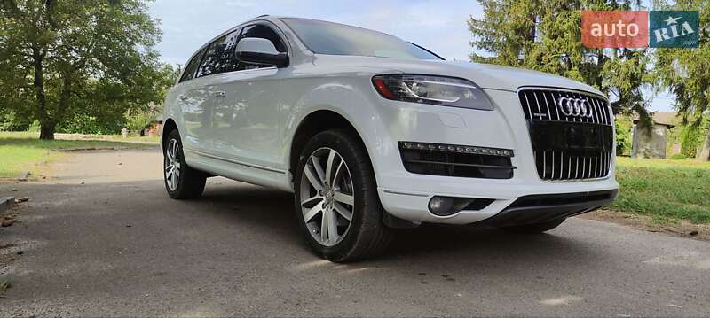 Позашляховик / Кросовер Audi Q7 2015 в Дубні