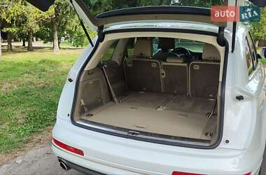 Внедорожник / Кроссовер Audi Q7 2015 в 