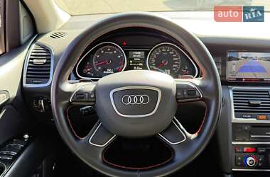 Внедорожник / Кроссовер Audi Q7 2015 в Киеве