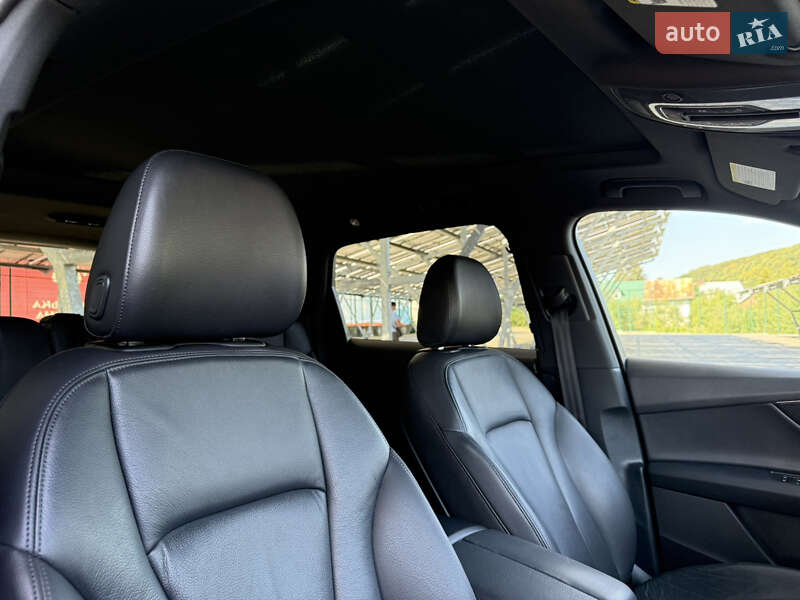 Позашляховик / Кросовер Audi Q7 2017 в Львові