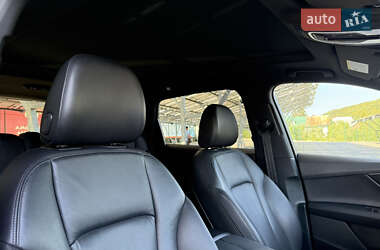 Внедорожник / Кроссовер Audi Q7 2017 в 