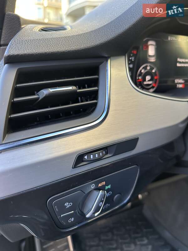 Позашляховик / Кросовер Audi Q7 2018 в Києві
