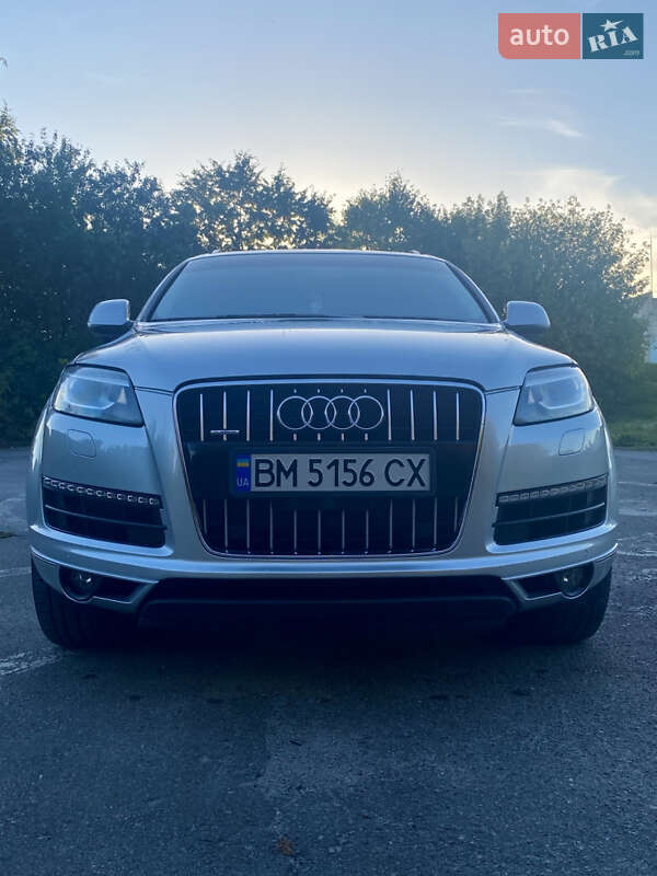 Позашляховик / Кросовер Audi Q7 2013 в Конотопі