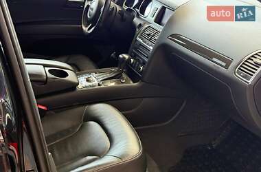 Внедорожник / Кроссовер Audi Q7 2014 в 