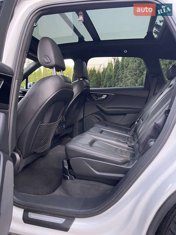 Внедорожник / Кроссовер Audi Q7 2017 в Киеве фото 7 Внедорожник / Кроссовер Audi Q7 2017 в Киеве