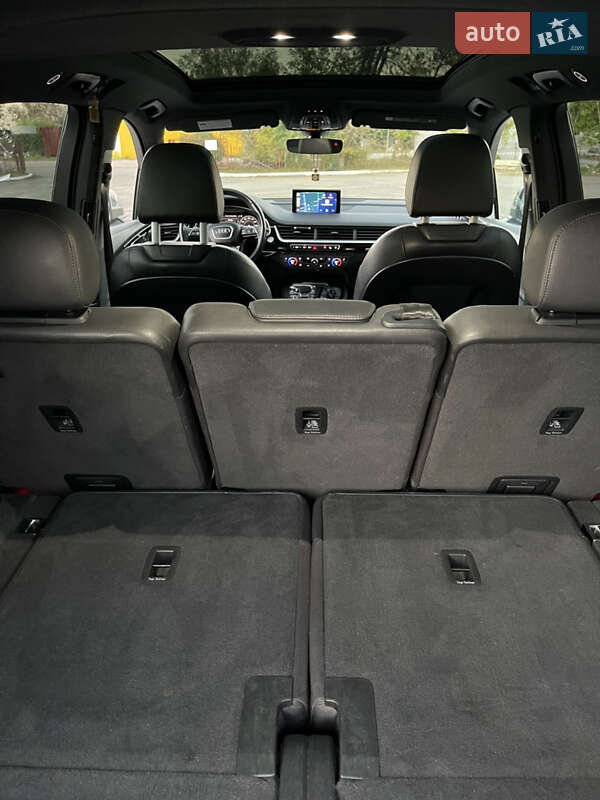 Внедорожник / Кроссовер Audi Q7 2017 в Киеве фото 12 Внедорожник / Кроссовер Audi Q7 2017 в Киеве