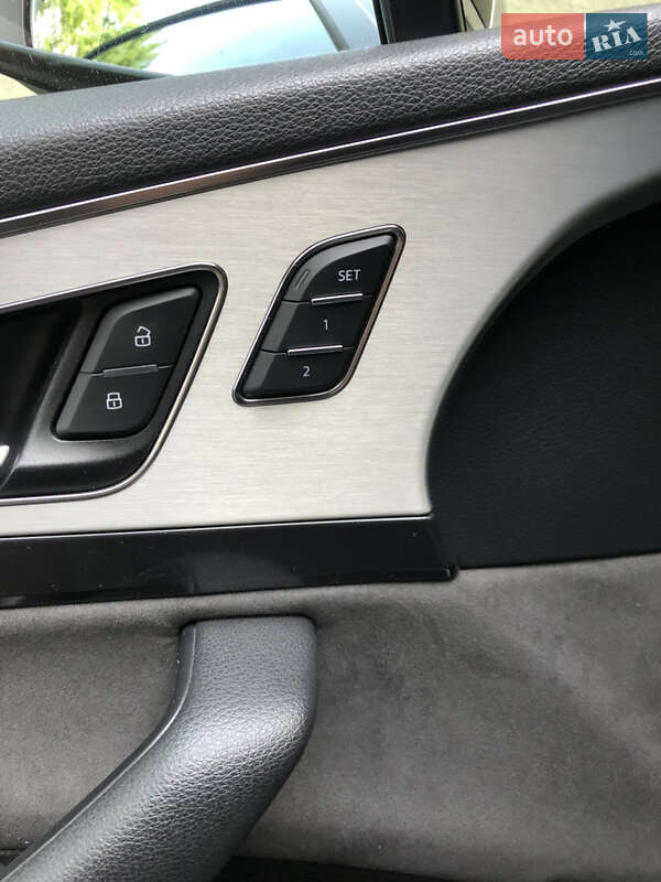 Позашляховик / Кросовер Audi Q7 2015 в Тернополі