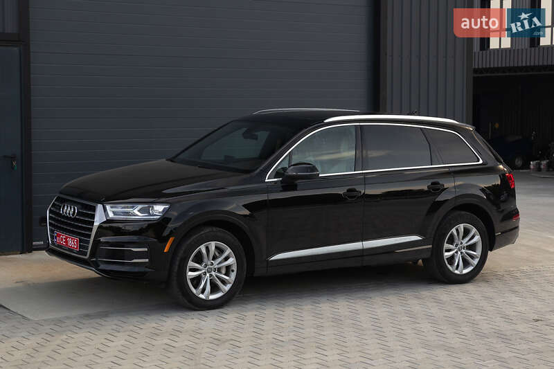 Внедорожник / Кроссовер Audi Q7 2016 в Дубно