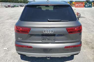 Внедорожник / Кроссовер Audi Q7 2019 в 