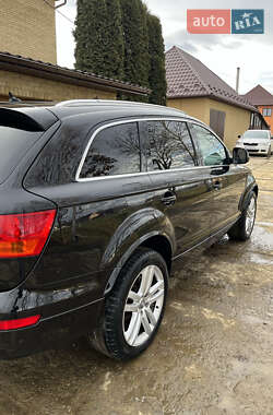Внедорожник / Кроссовер Audi Q7 2008 в 