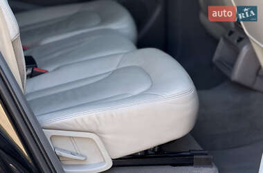 Позашляховик / Кросовер Audi Q7 2009 в 