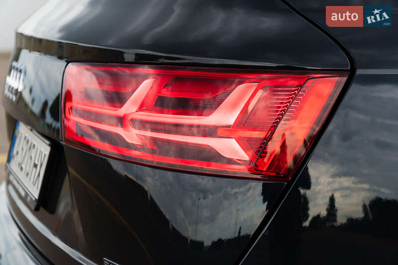 Позашляховик / Кросовер Audi Q7 2016 в Черкасах
