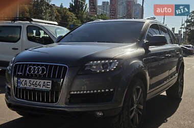 Внедорожник / Кроссовер Audi Q7 2012 в 