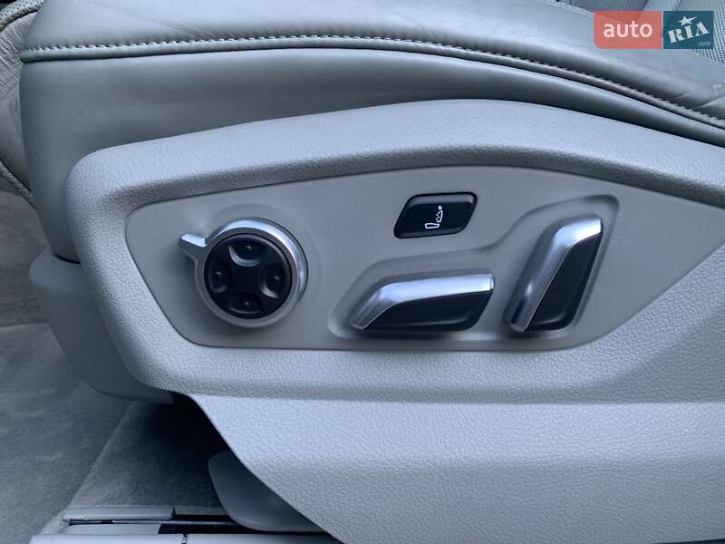 Позашляховик / Кросовер Audi Q7 2016 в Дрогобичі