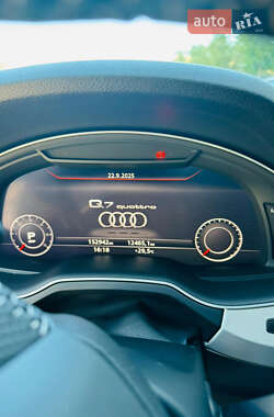 Внедорожник / Кроссовер Audi Q7 2018 в 