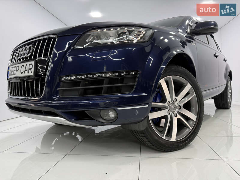 Позашляховик / Кросовер Audi Q7 2013 в Одесі