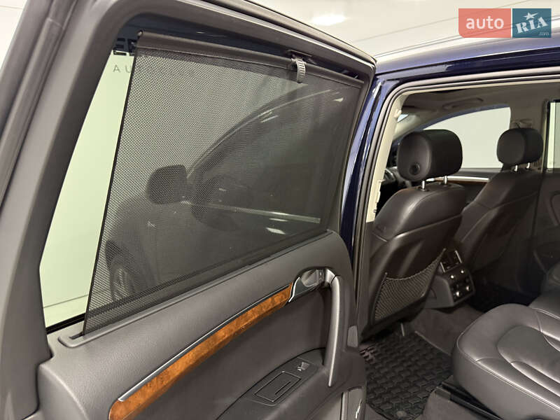 Позашляховик / Кросовер Audi Q7 2013 в Одесі