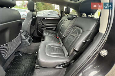 Позашляховик / Кросовер Audi Q7 2011 в 