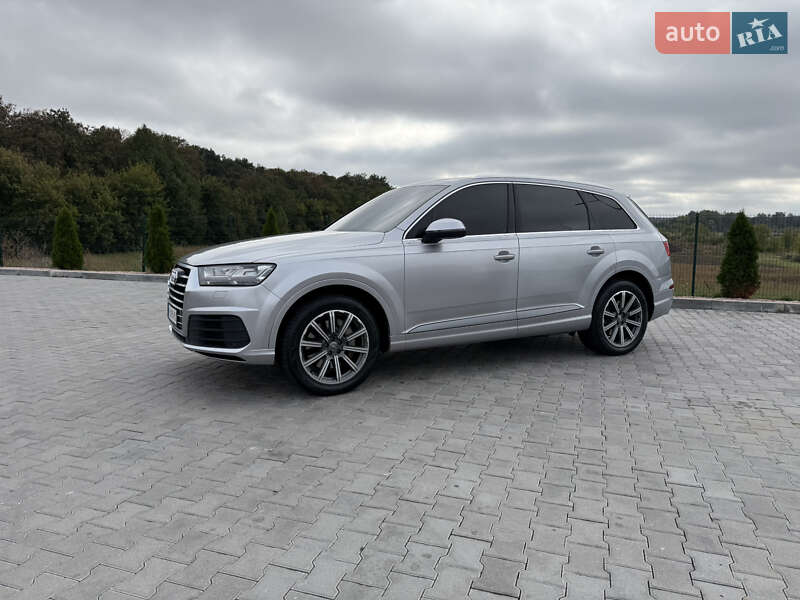 Внедорожник / Кроссовер Audi Q7 2017 в Виннице