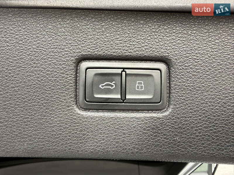 Внедорожник / Кроссовер Audi Q7 2017 в Виннице