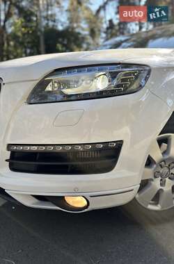 Внедорожник / Кроссовер Audi Q7 2013 в 