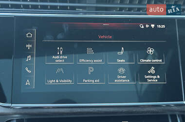 Позашляховик / Кросовер Audi Q7 2019 в 