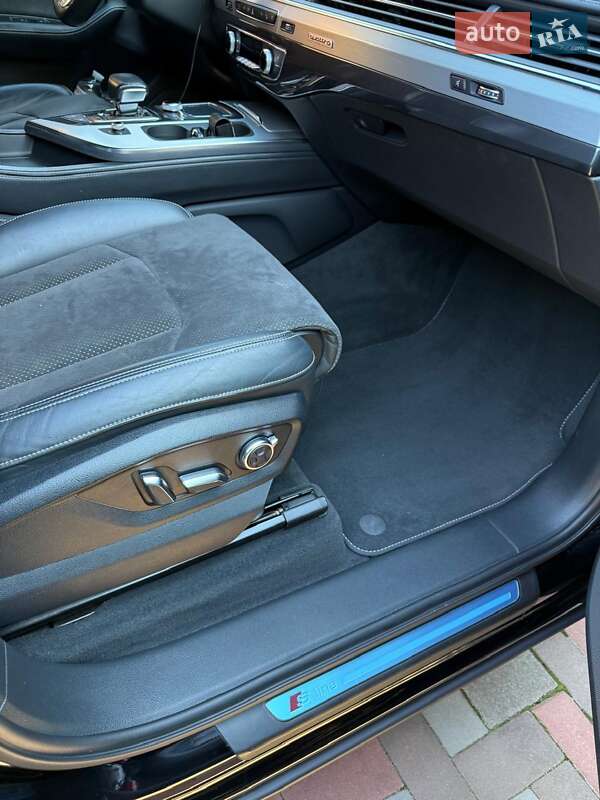 Внедорожник / Кроссовер Audi Q7 2017 в Киеве