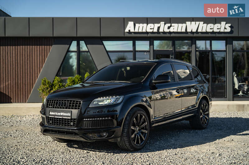 Внедорожник / Кроссовер Audi Q7 2010 в Черновцах