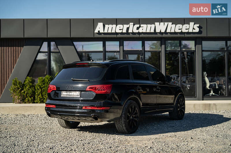 Внедорожник / Кроссовер Audi Q7 2010 в Черновцах