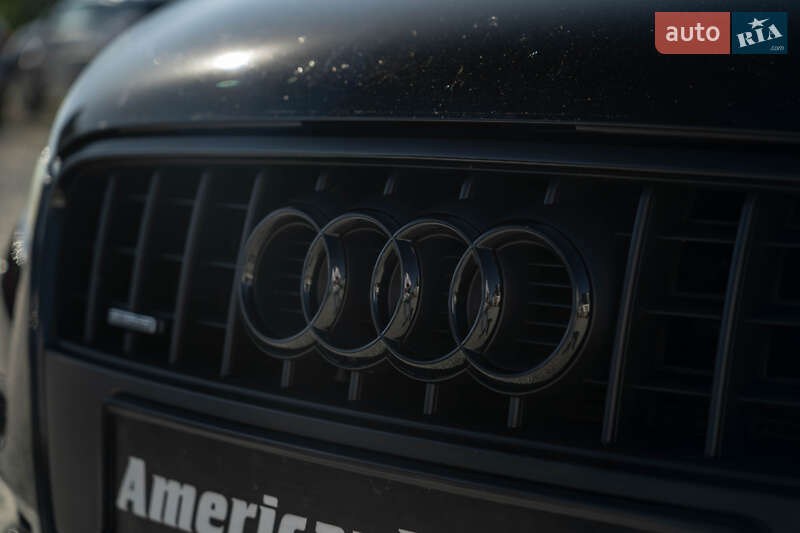 Внедорожник / Кроссовер Audi Q7 2010 в Черновцах