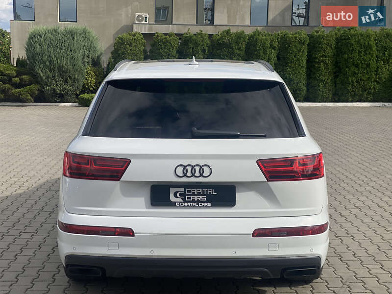 Внедорожник / Кроссовер Audi Q7 2018 в Луцке