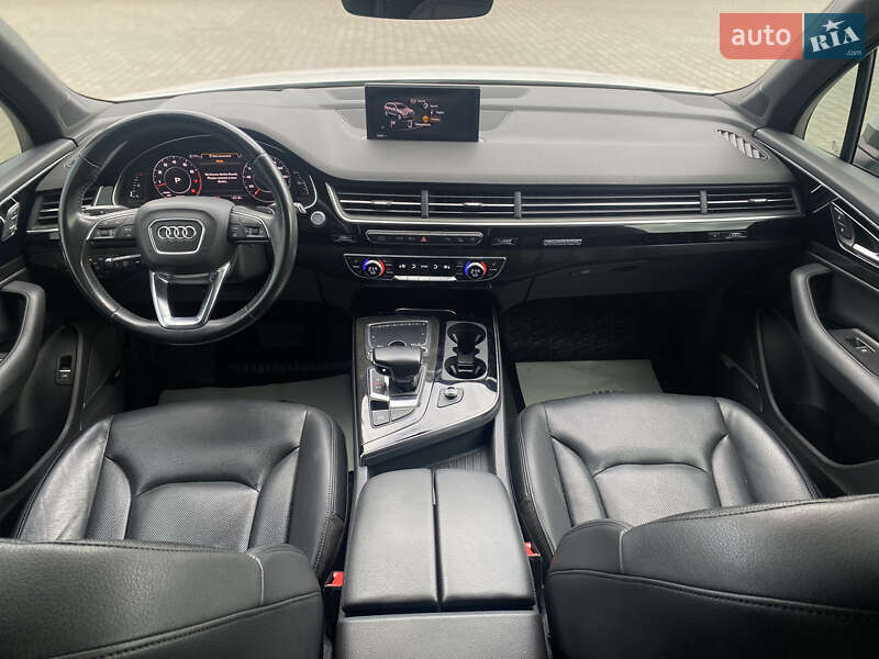 Внедорожник / Кроссовер Audi Q7 2018 в Луцке