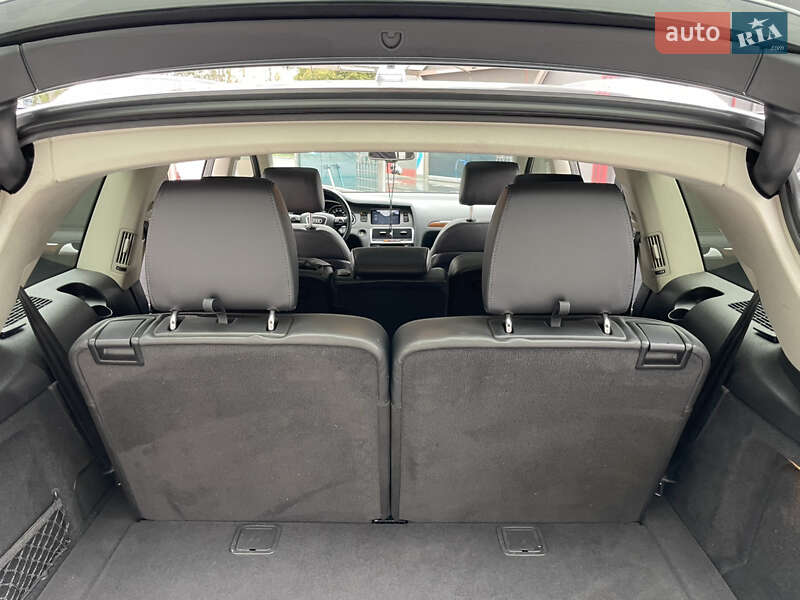 Внедорожник / Кроссовер Audi Q7 2015 в Ровно