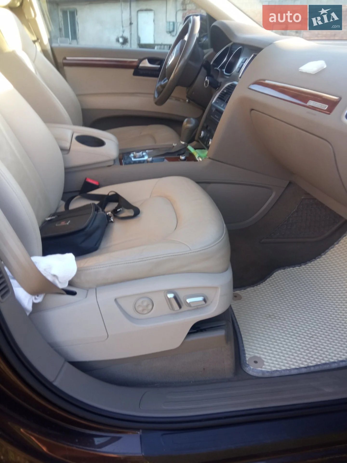2010 Audi Q7 - мініатюра 23