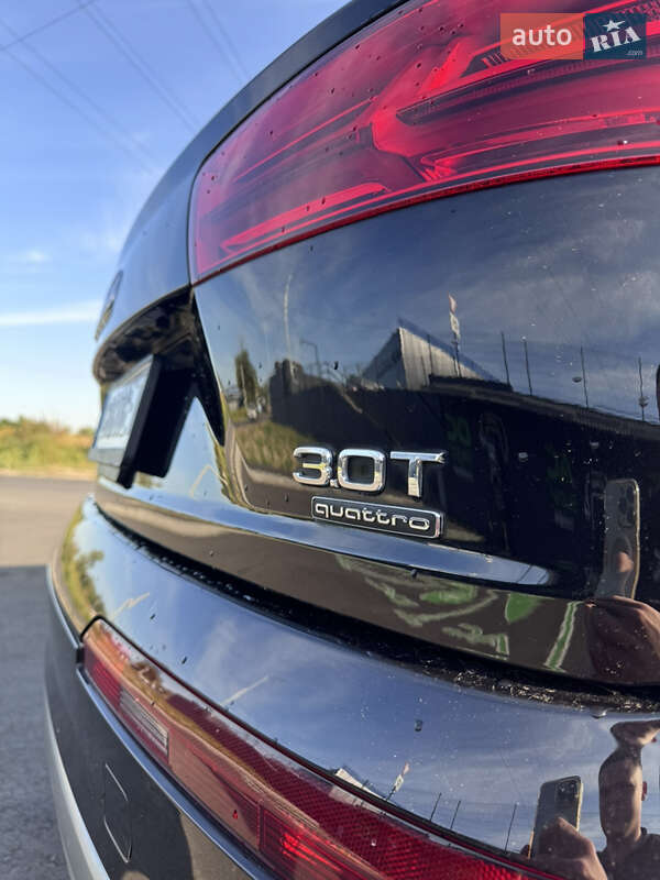 Внедорожник / Кроссовер Audi Q7 2017 в Чернигове