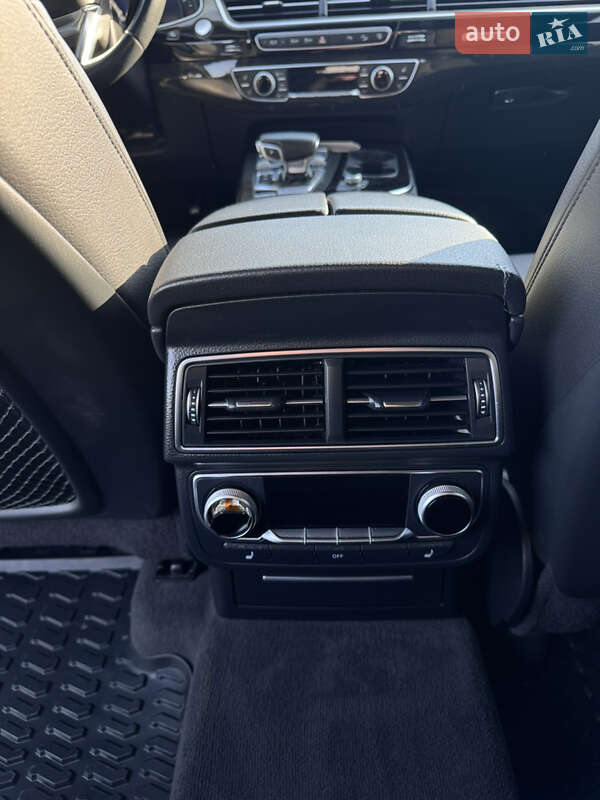 Внедорожник / Кроссовер Audi Q7 2017 в Чернигове