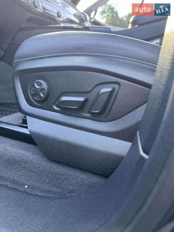 Внедорожник / Кроссовер Audi Q7 2017 в Чернигове