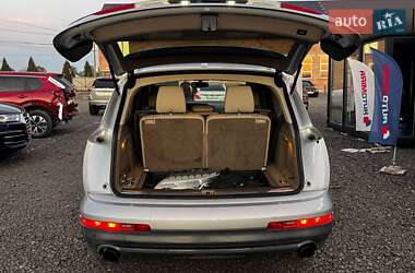 Внедорожник / Кроссовер Audi Q7 2014 в 
