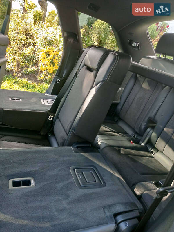 Позашляховик / Кросовер Audi Q7 2017 в Яремчі