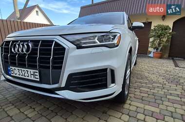 Внедорожник / Кроссовер Audi Q7 2020 в 