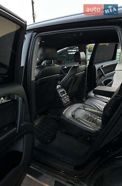 Внедорожник / Кроссовер Audi Q7 2006 в 