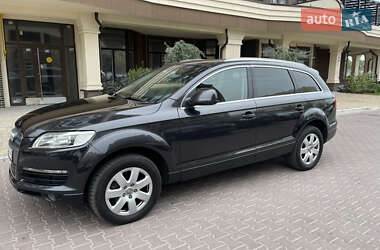 Внедорожник / Кроссовер Audi Q7 2007 в 