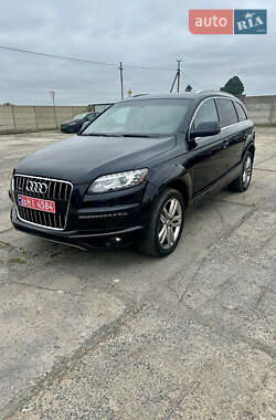 Позашляховик / Кросовер Audi Q7 2012 в 