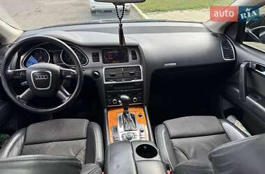Позашляховик / Кросовер Audi Q7 2007 в 