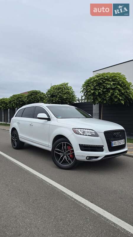 Внедорожник / Кроссовер Audi Q7 2013 в Киеве