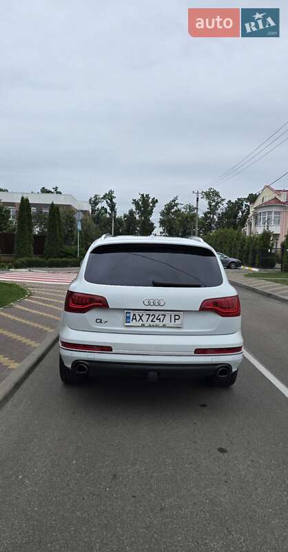 Внедорожник / Кроссовер Audi Q7 2013 в Киеве