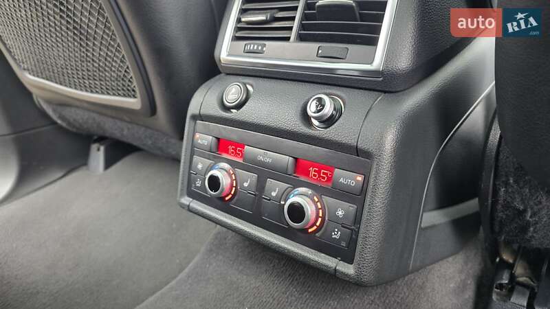 Внедорожник / Кроссовер Audi Q7 2013 в Киеве