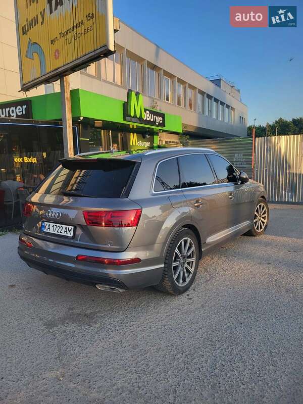 Позашляховик / Кросовер Audi Q7 2015 в Тернополі