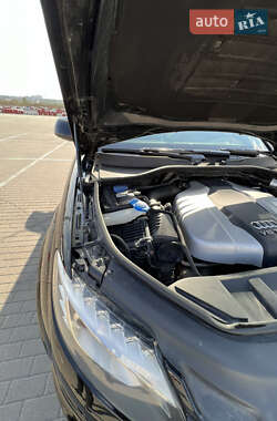 Внедорожник / Кроссовер Audi Q7 2012 в 